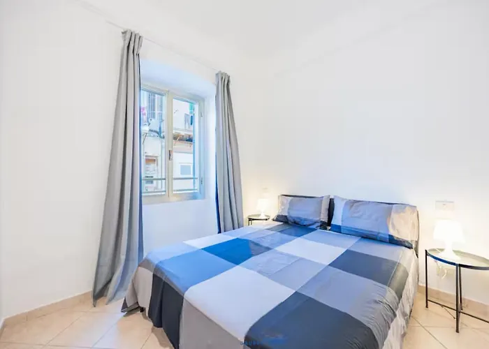 Casa Ariston - 10 Passi Dal Teatro Appartement *